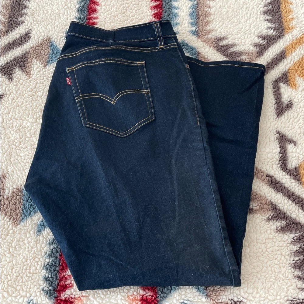 Levi's Women's 724 High Rise Straight dark wash denim